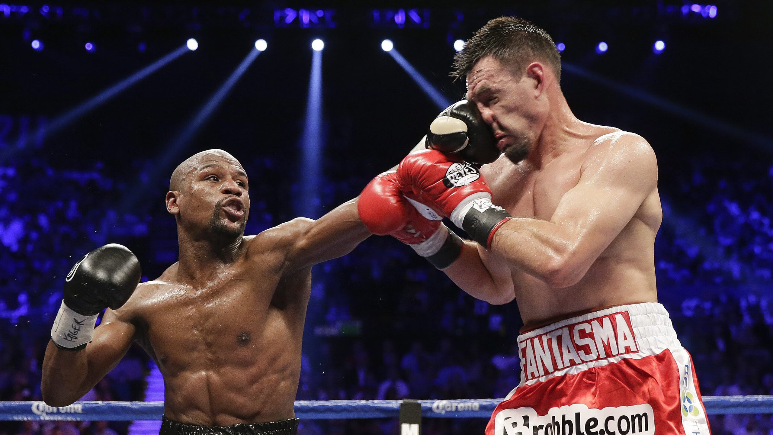 世界杯预选赛:南美赛区对阵激烈,巴西力克阿根廷,2022世界杯南美区预选赛转播